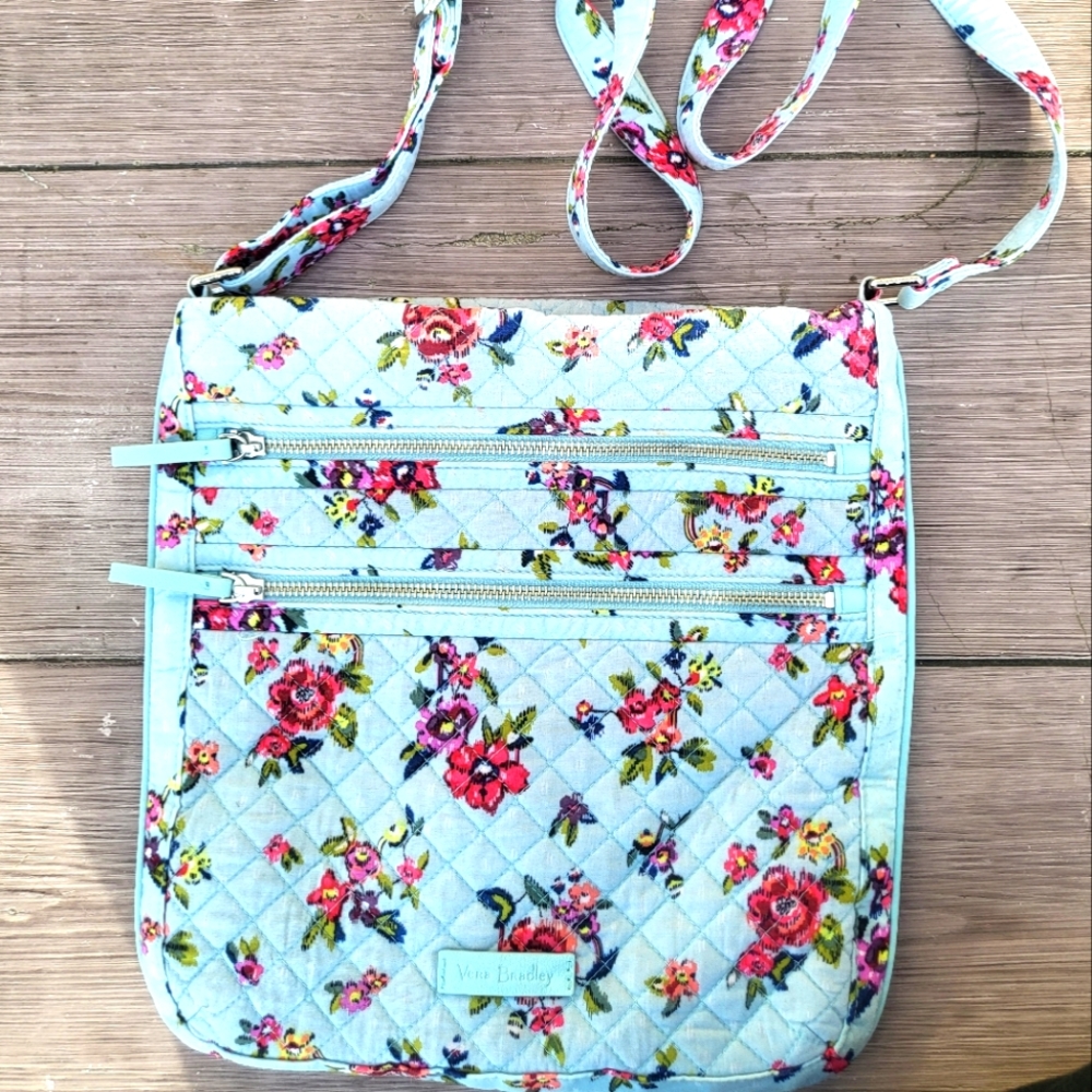 VERA BRADLEY cross body